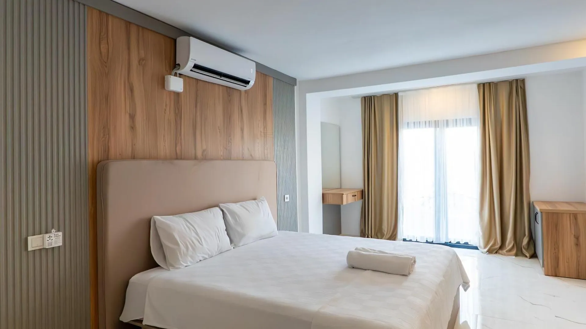 Melengec Otel Tuerkbuekue 0*, Golturkbuku